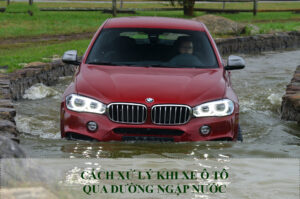 xe o to ngap nuoc 5