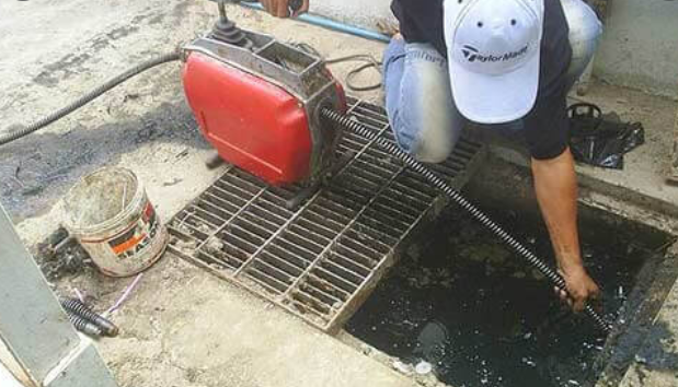 Công Ty Thông Cống Nghẹt, Hút Hầm Cầu Chuyên Nghiệp 24/7 % dịch vụ thông cống nghẹt tphcm