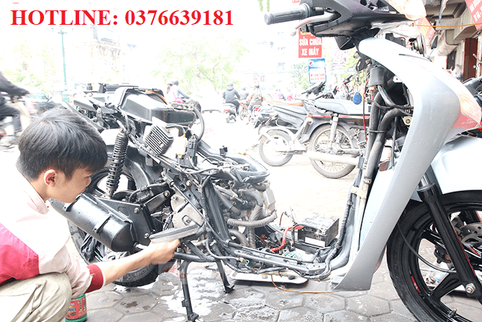 sửa xe máy SH 